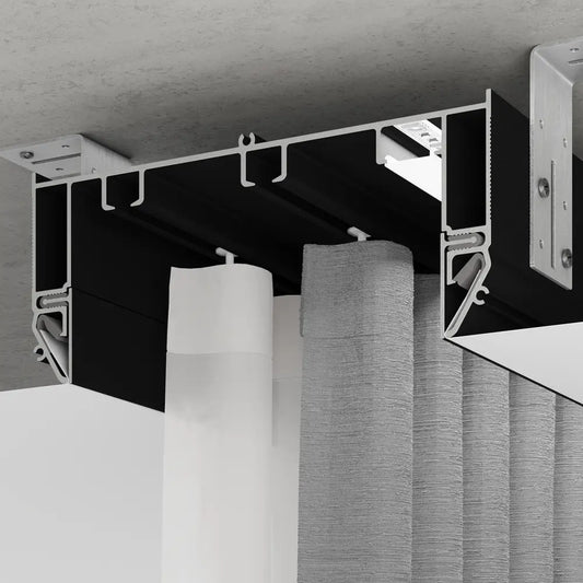 Schwarzes 2-reihiges LED Gardinen Profil aus Aluminium
