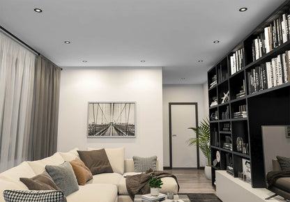 Matte Spanndecke in Weiß mit integrierten LED-Spots